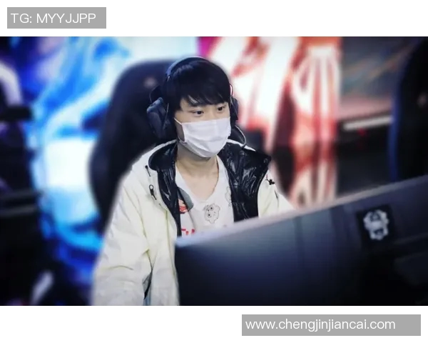 电竞新闻高校联赛中FPX战术表现分析与点评探讨